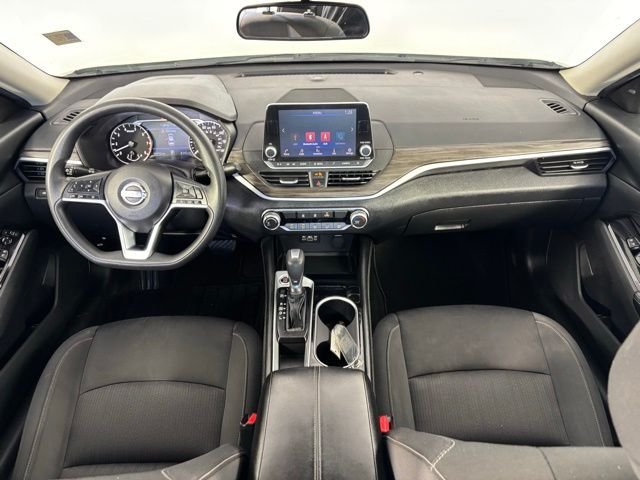 Used 2023 White Nissan 2.5 SV image 26