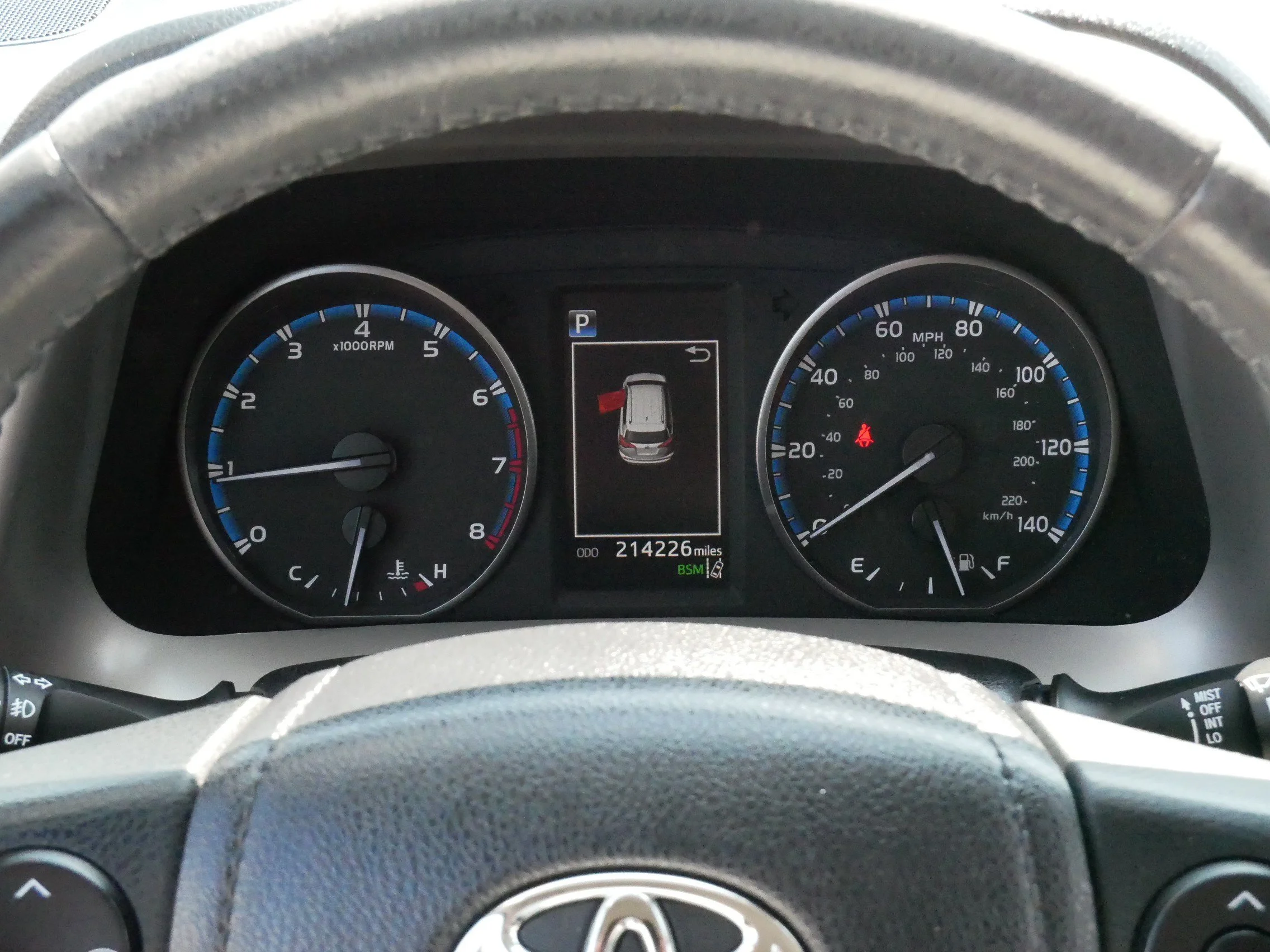 Used 2018 Ruby Flare Pearl Toyota XLE image 21