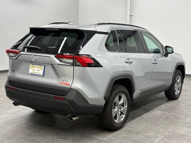 Used 2025 Silver Toyota XLE image 2