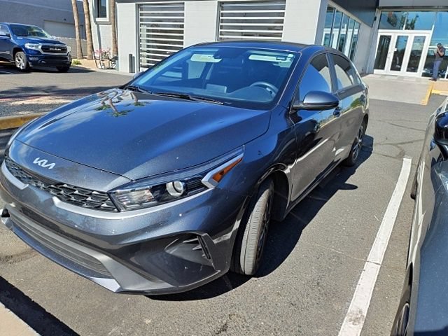 Certified Used 2023 Gravity Gray Kia LXS image 3