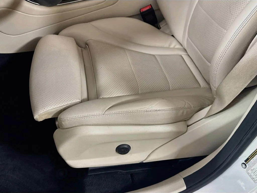 Used 2021 White Mercedes-Benz GLC 300 image 22