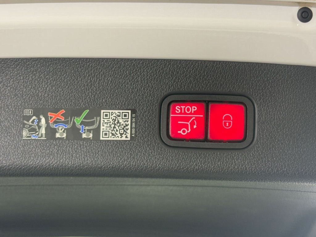 2025 Mercedes-Benz GLC Base - Photo 29