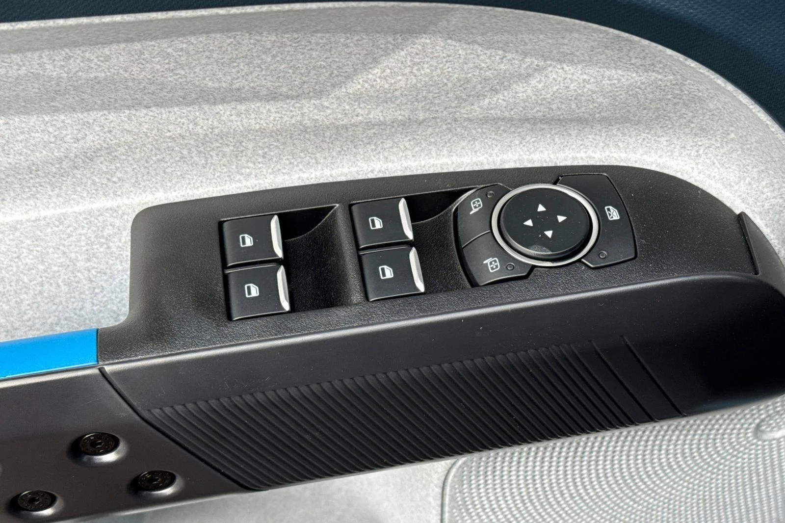 New 2026 Azure Gray Metallic Tri-Coat Ford XLT image 12