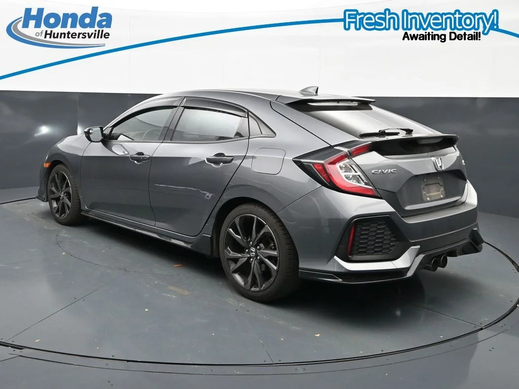 Used 2018 Modern Steel Metallic Honda Sport Touring image 7