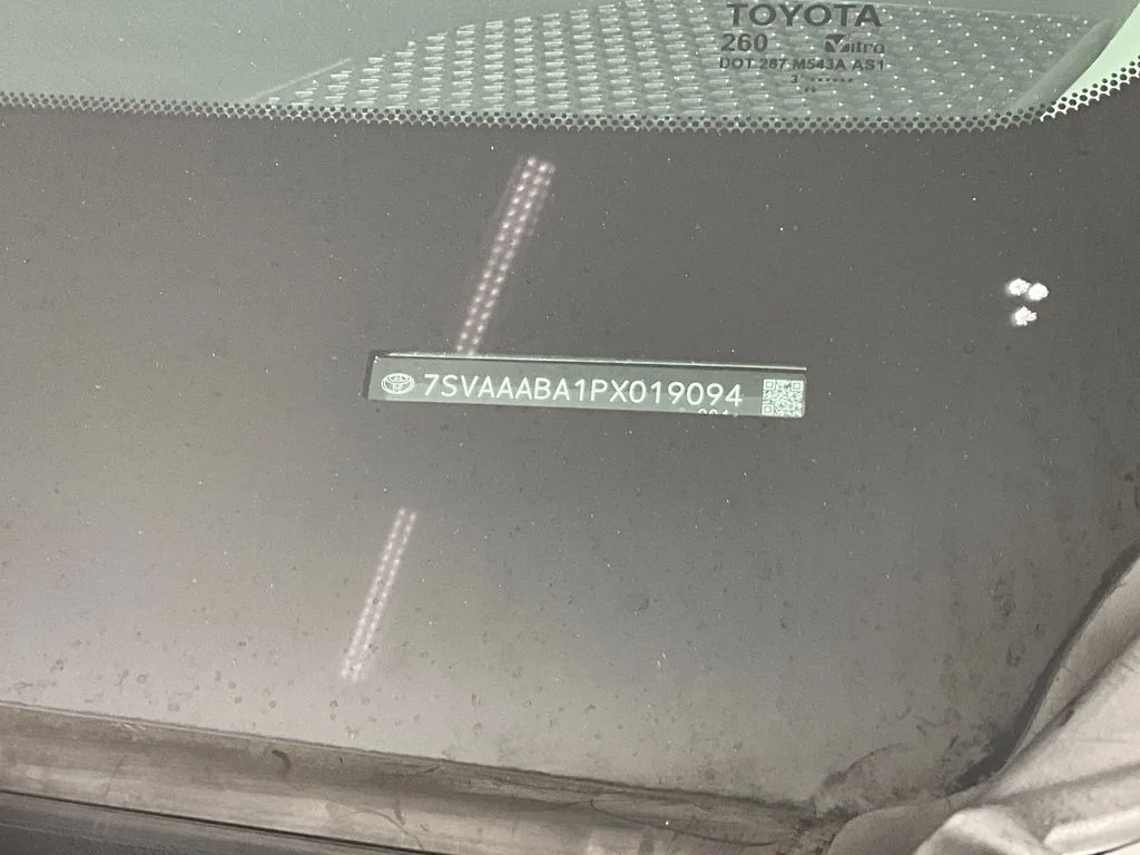 Used 2023 Silver Toyota SR5 image 31