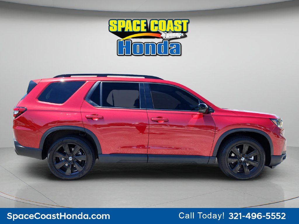 Used 2025  Honda Black Edition image 2