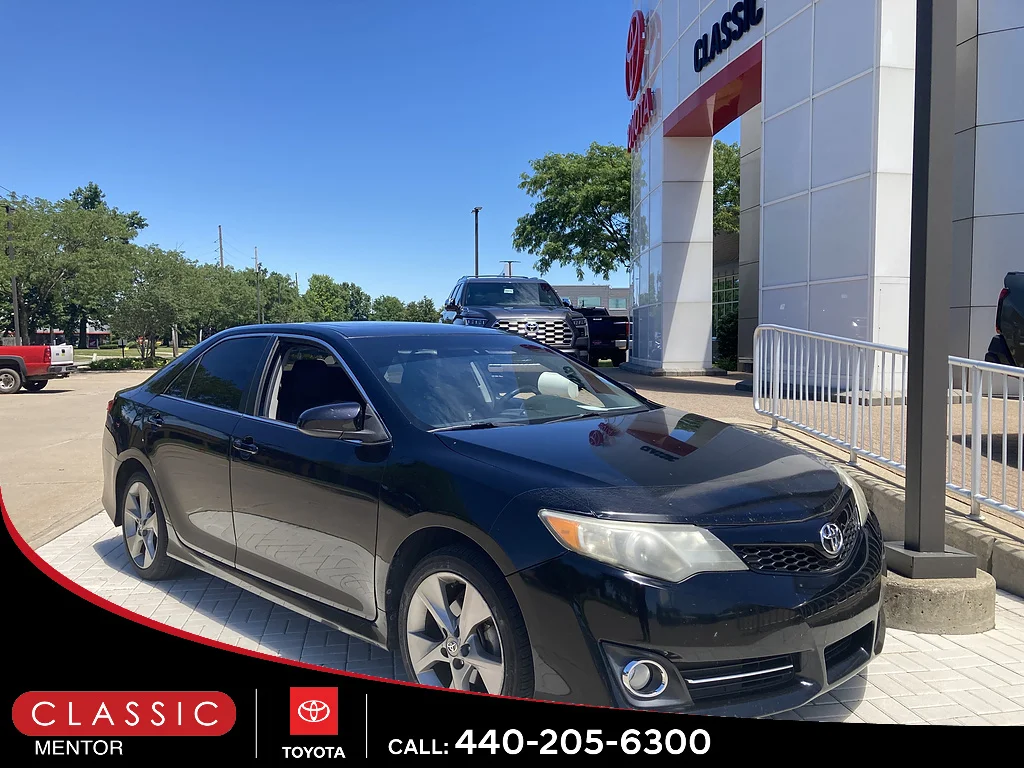 Used 2012 Attitude Black Metallic Toyota SE V6 image 2