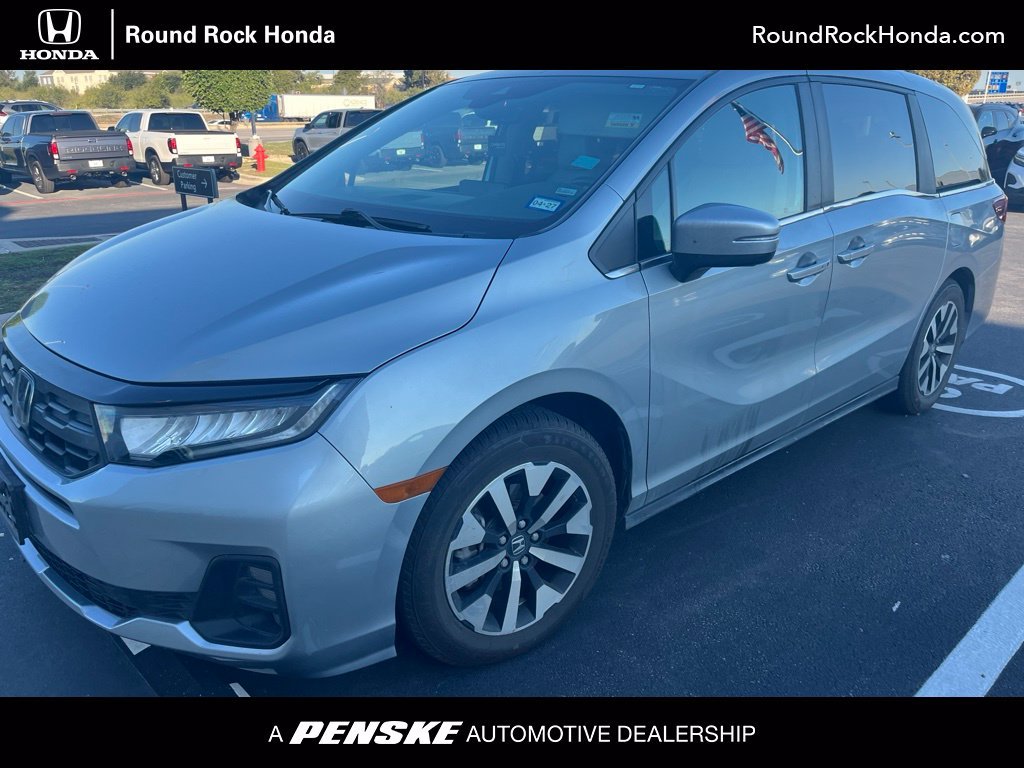 Certified Used 2025 Solar Silver Metallic Honda EX-L image 1