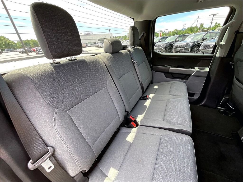 Used 2025 White Ford XLT image 15