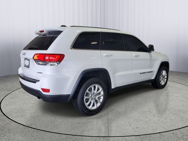 Used 2022 White Jeep Laredo E image 4