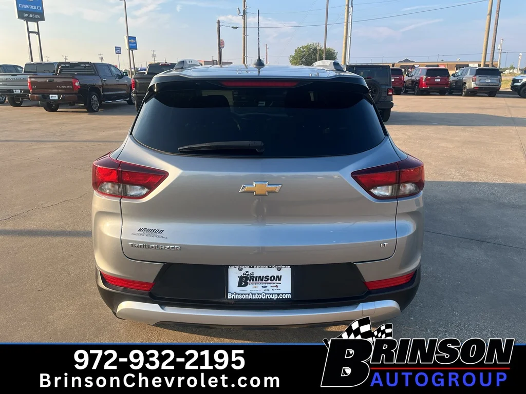 Used 2023 Sterling Gray Metallic Chevrolet LT image 9