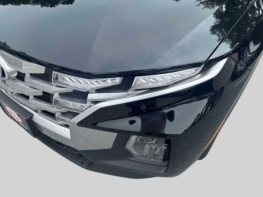 Used 2024 Black Hyundai SEL image 7