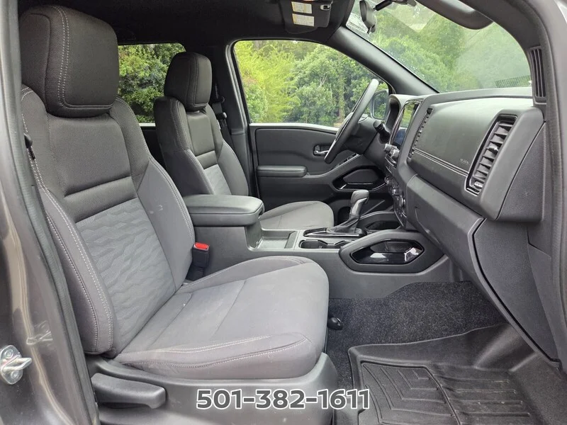 Used 2023 Gun Metallic NISSAN CREW CAB 4X4 SV AUTO *LTD AVAIL* image 22