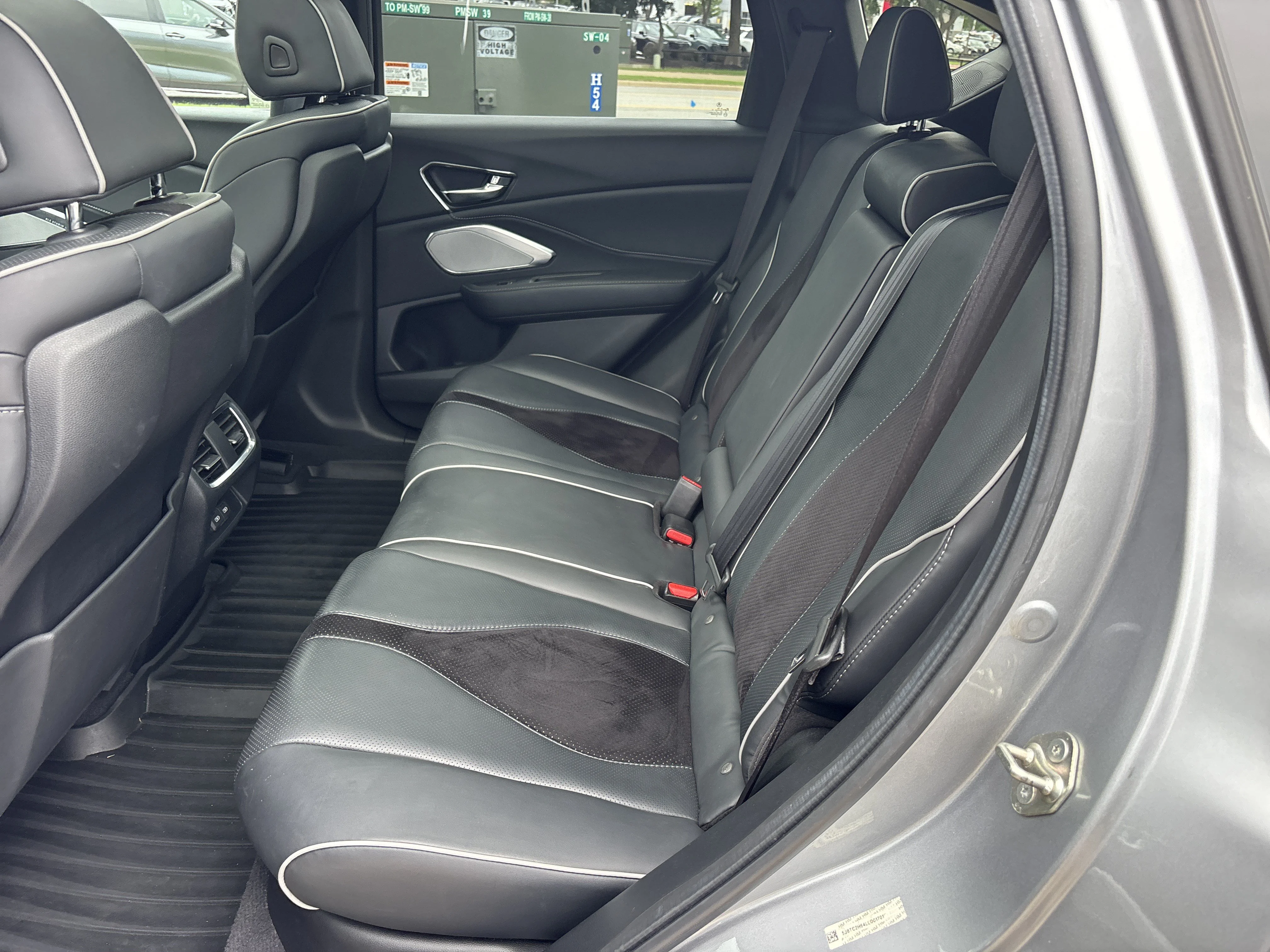 Used 2020 Lunar Silver Metallic Acura SH-AWD A-Spec Package image 17