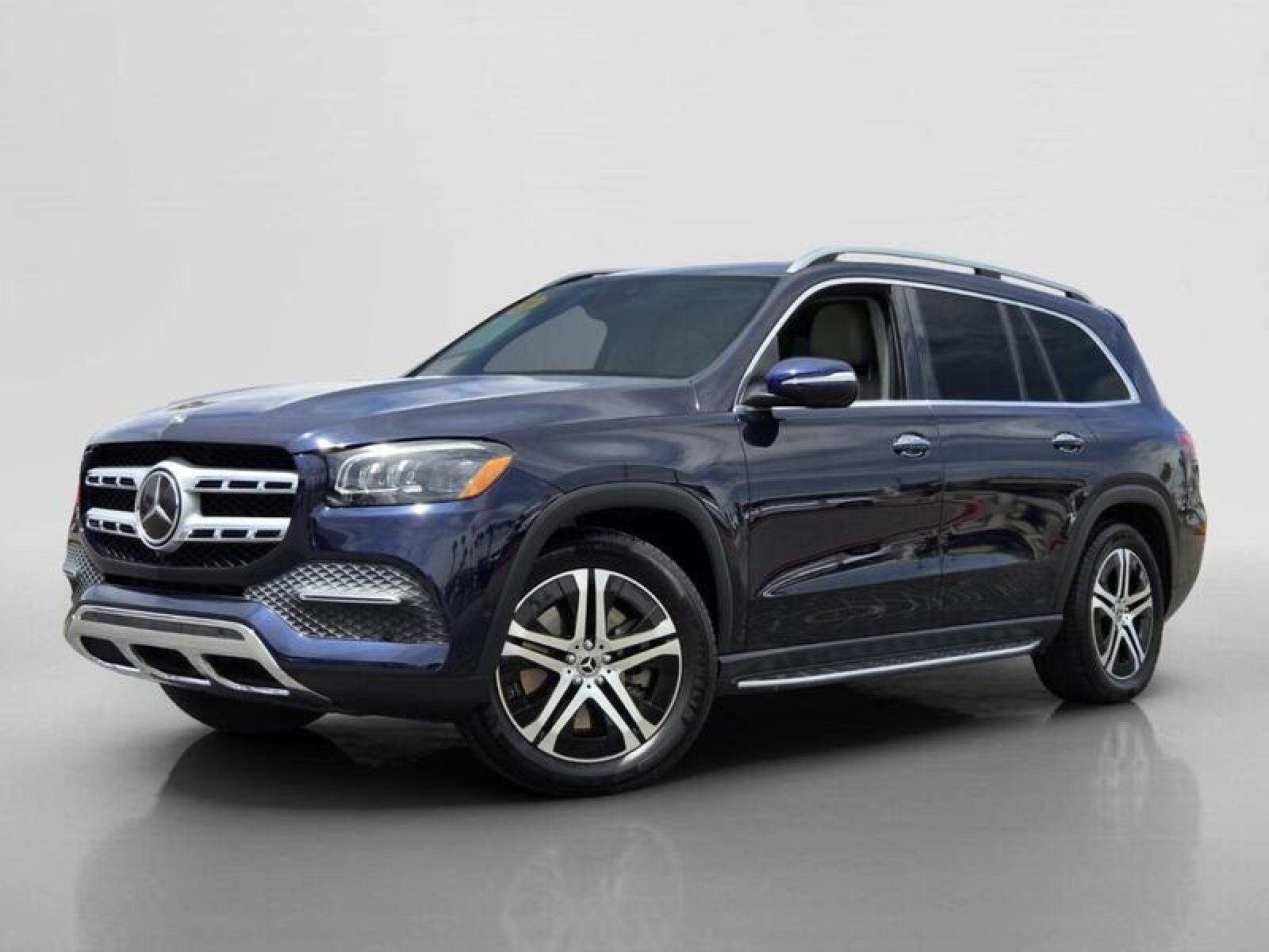 2021 Mercedes-Benz GLS GLS450's photo