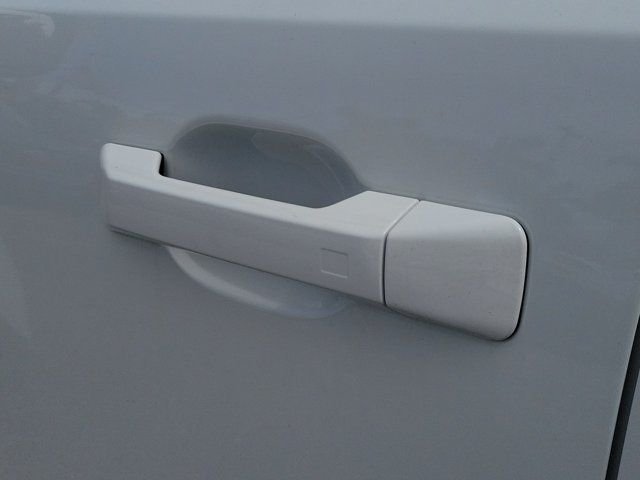 New 2027 White Hyundai Limited FWD image 13