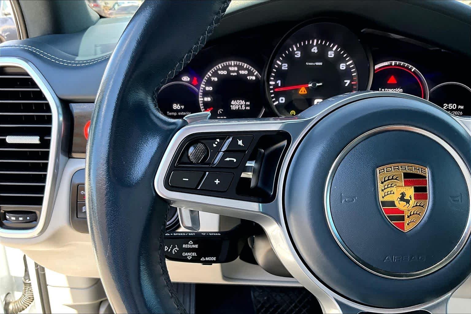 Used 2023 White Porsche  image 23