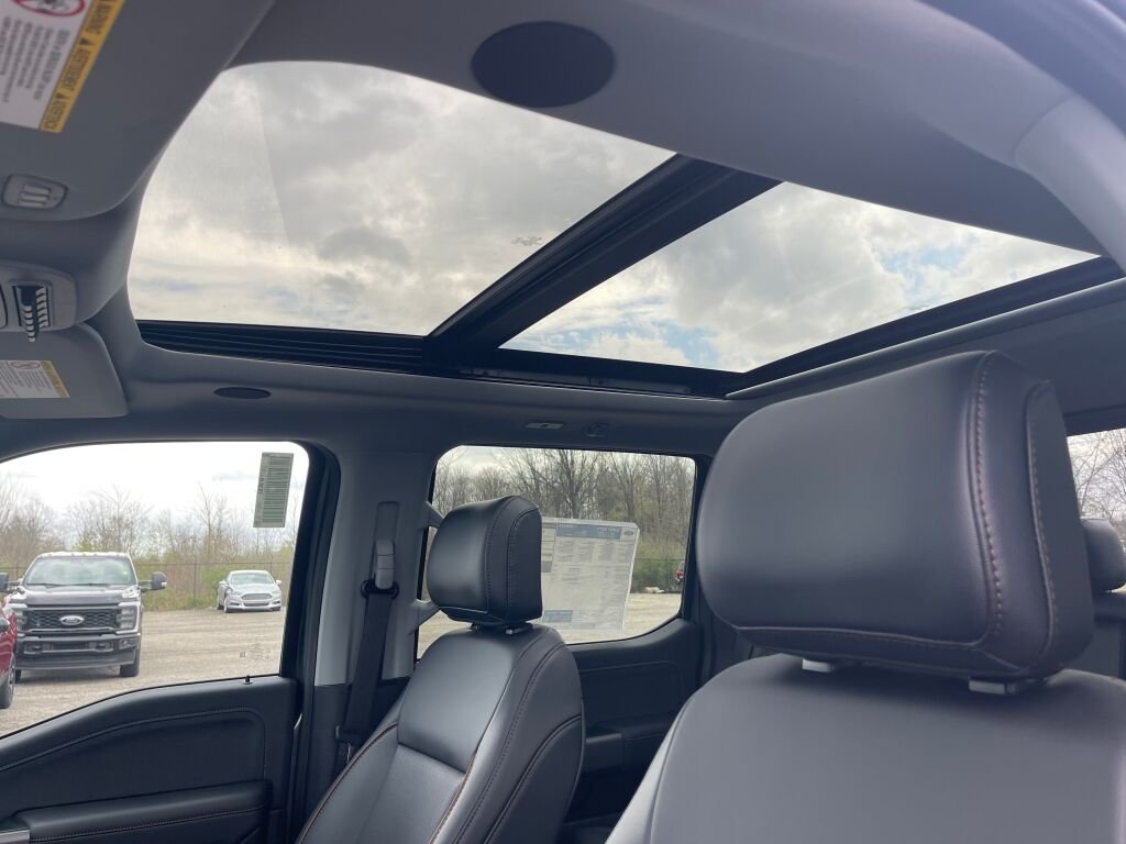 New 2026 Carbonized Gray Metallic Ford LARIAT image 10