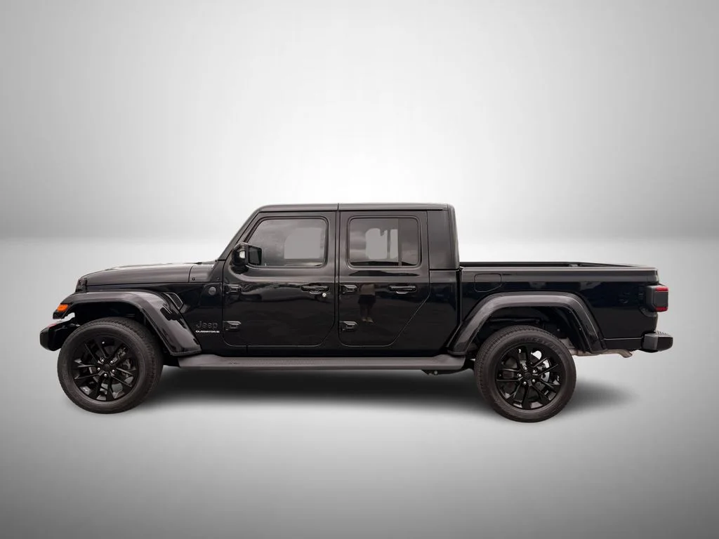 Used 2023 Black Jeep Overland image 6