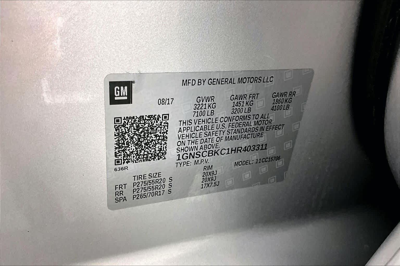 Used 2017 SILVER ICE METALLIC Chevrolet LT image 36