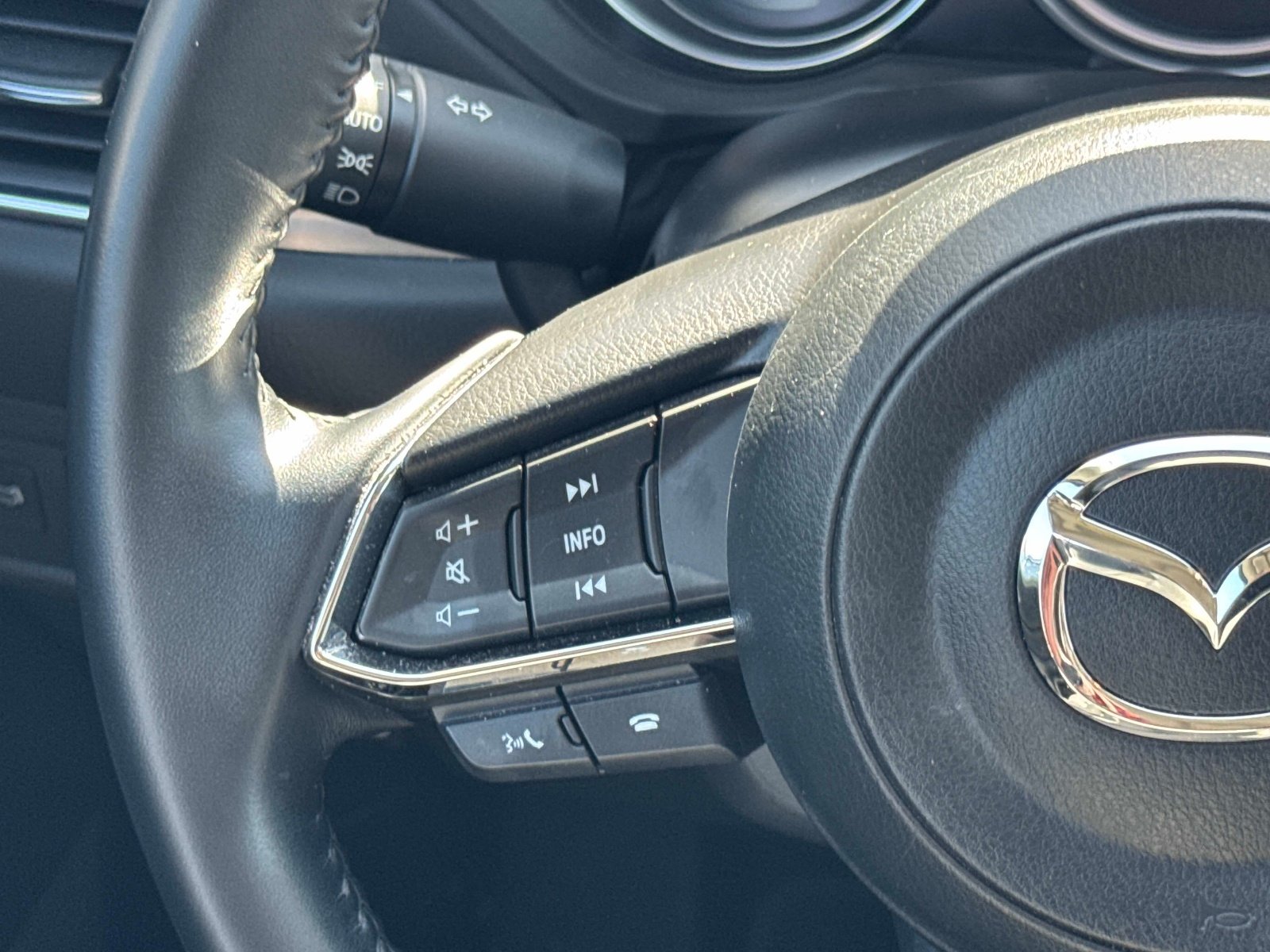 Certified Used 2025 Silver Mazda 2.5 S Preferred Package image 15