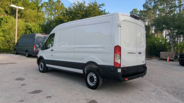 New 2026 Oxford White Ford Cargo Van image 82