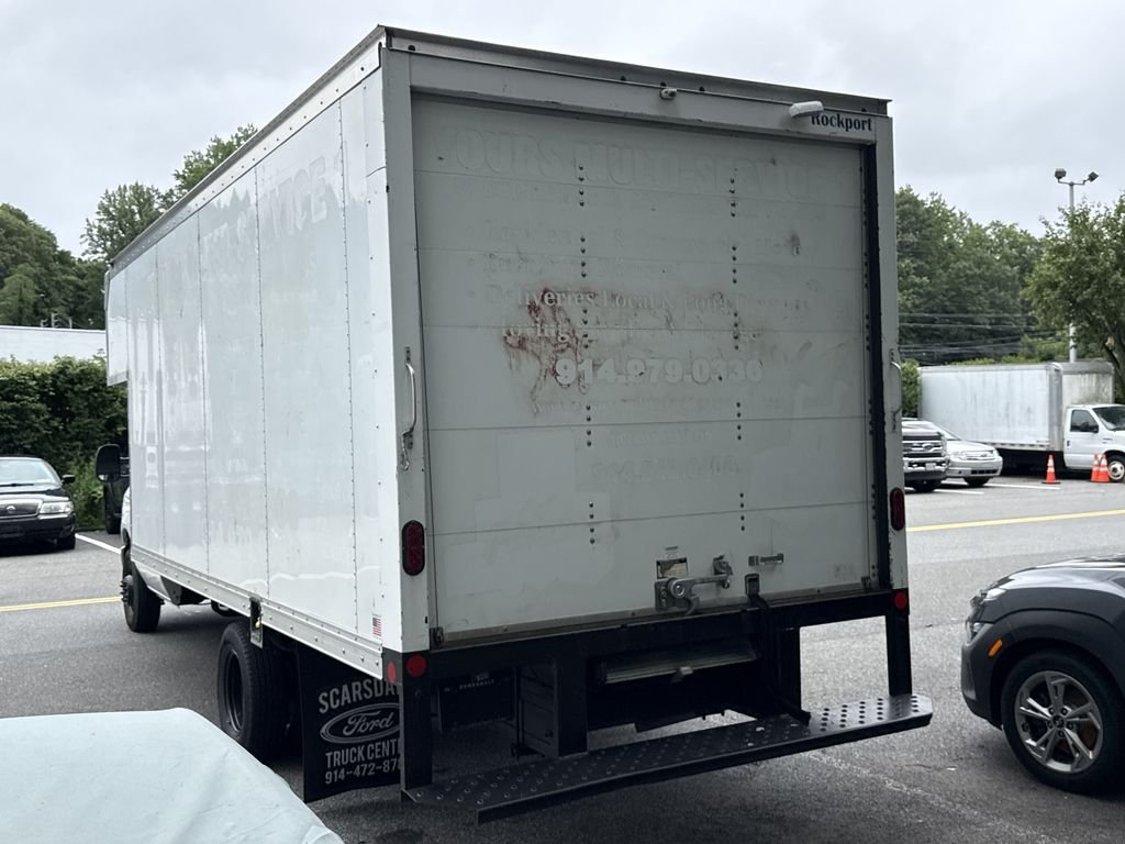 Used 2019 White Ford Base image 5