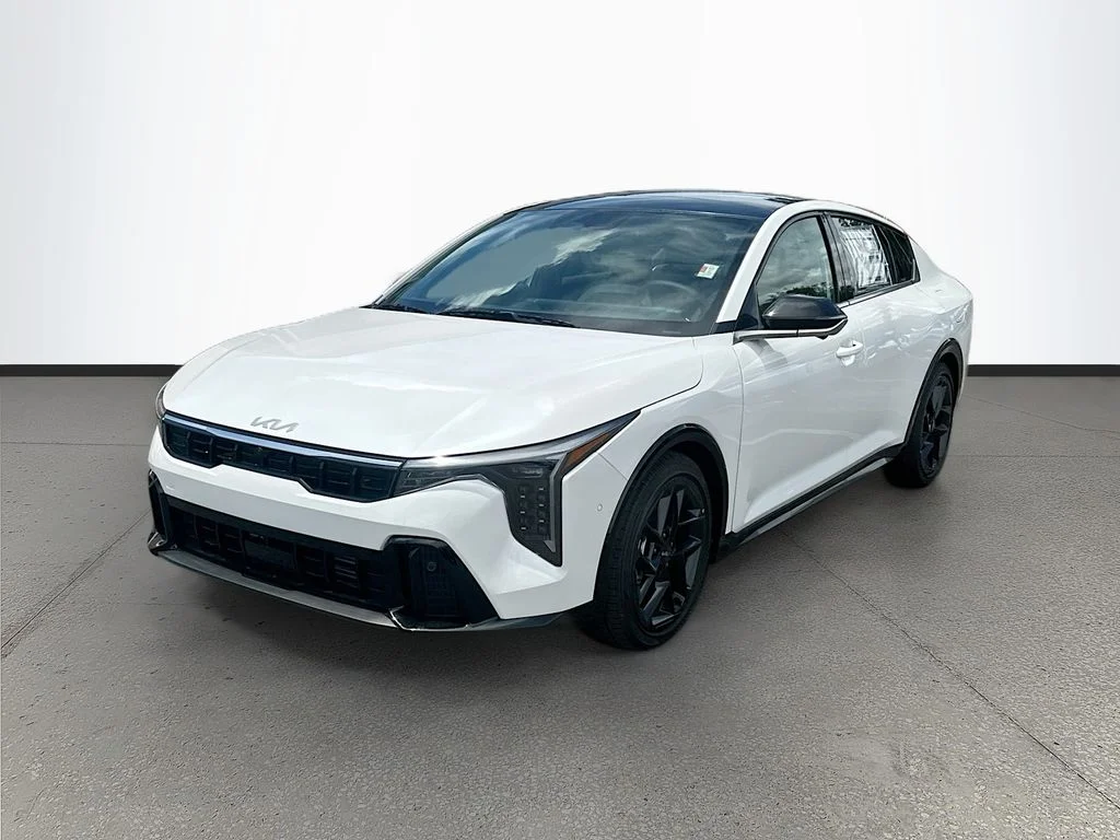 New 2026 Snow White Pearl Kia GT-Line Turbo image 3