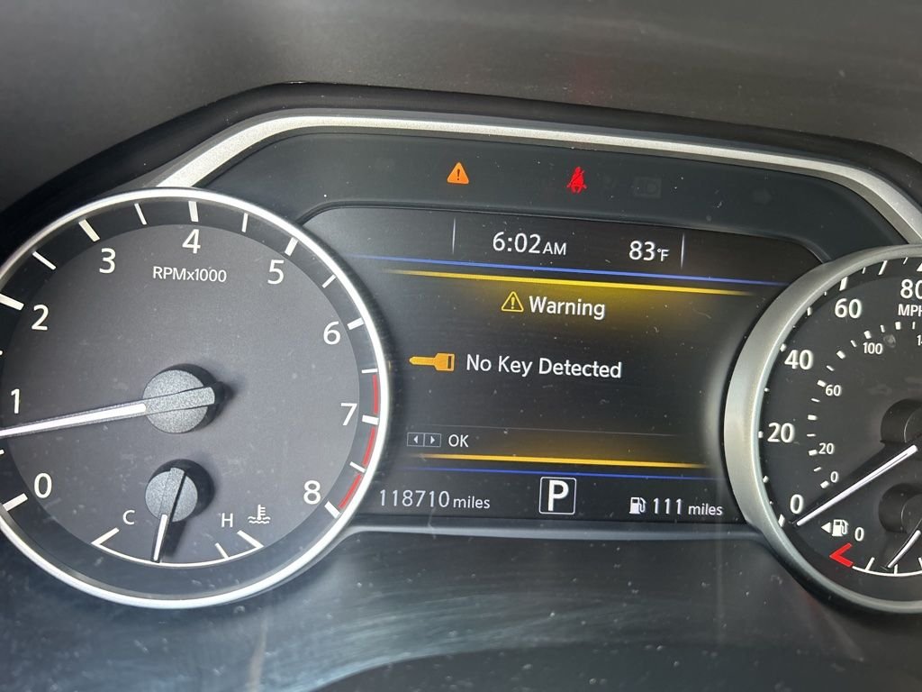 Used 2017 Bordeaux Black Nissan 3.5 SV image 8