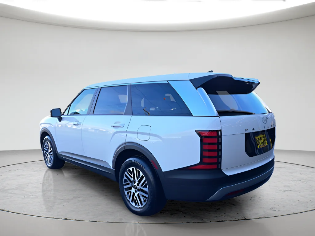 New 2026 White Hyundai SE image 7