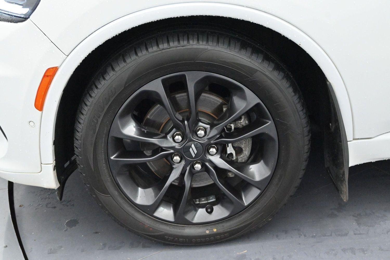 Used 2022 White Knuckle Clearcoat Dodge R/T Plus image 40