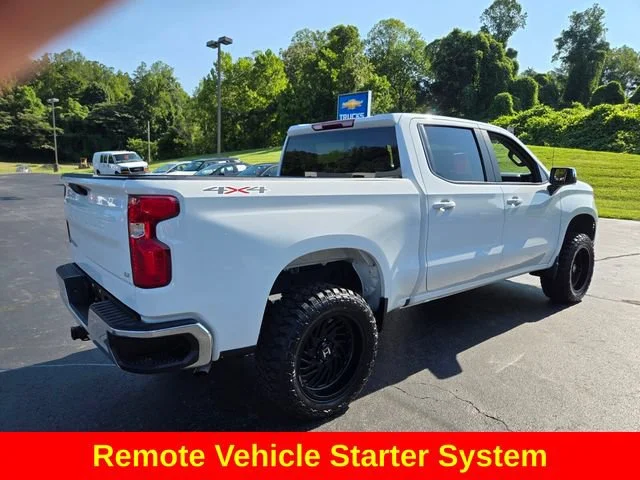 Used 2025 Summit White Chevrolet LT image 9