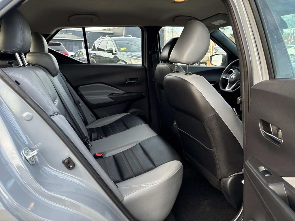 Used 2024 Gray Nissan SR image 11