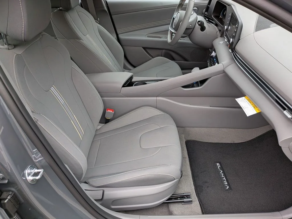 New 2026 Gray Hyundai SEL Sport image 28