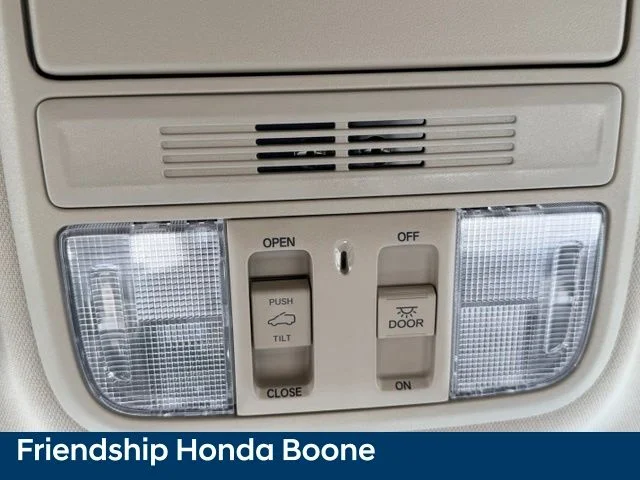 Used 2019 White Honda EX image 34