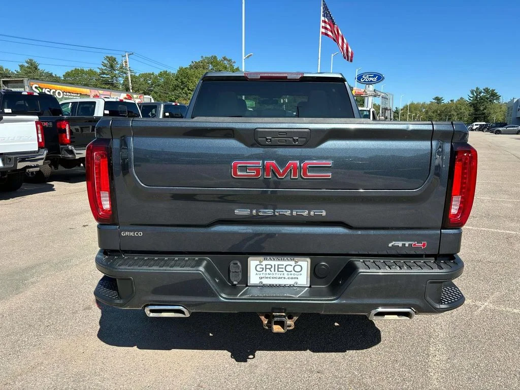 Used 2021 Sky GMC AT4 image 4