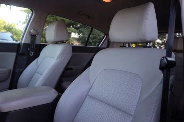 Used 2020 Silver Kia EX image 21