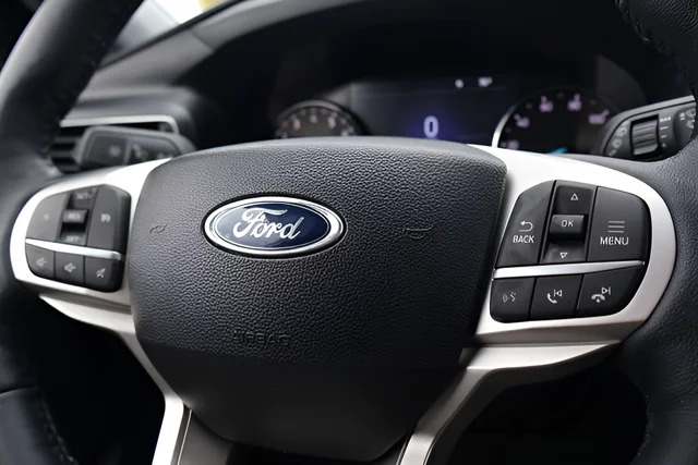 Used 2022 Blue Ford XLT image 21