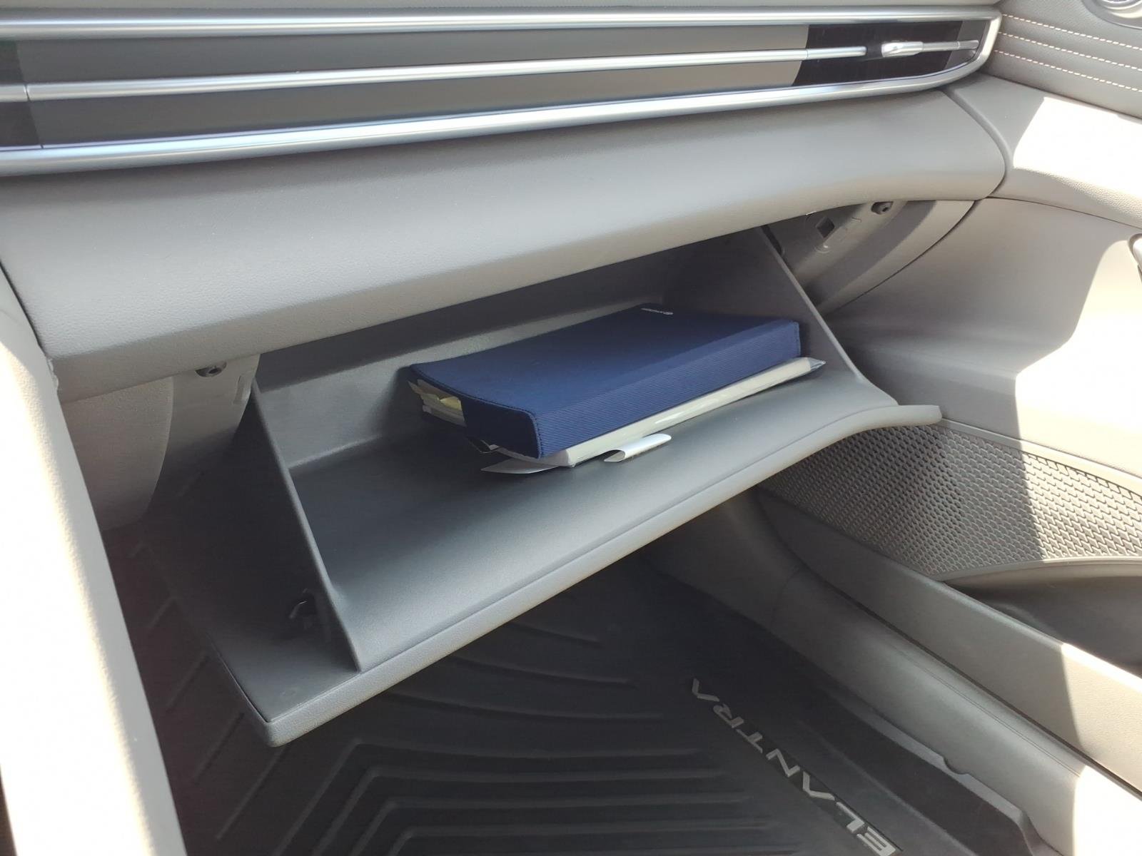 2024 Hyundai Elantra SEL - Photo 25