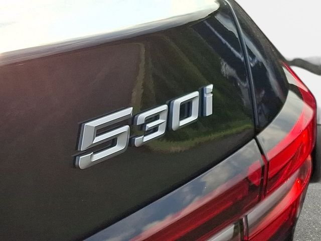 New 2027 Black Sapphire Metallic BMW 530i xDrive image 19