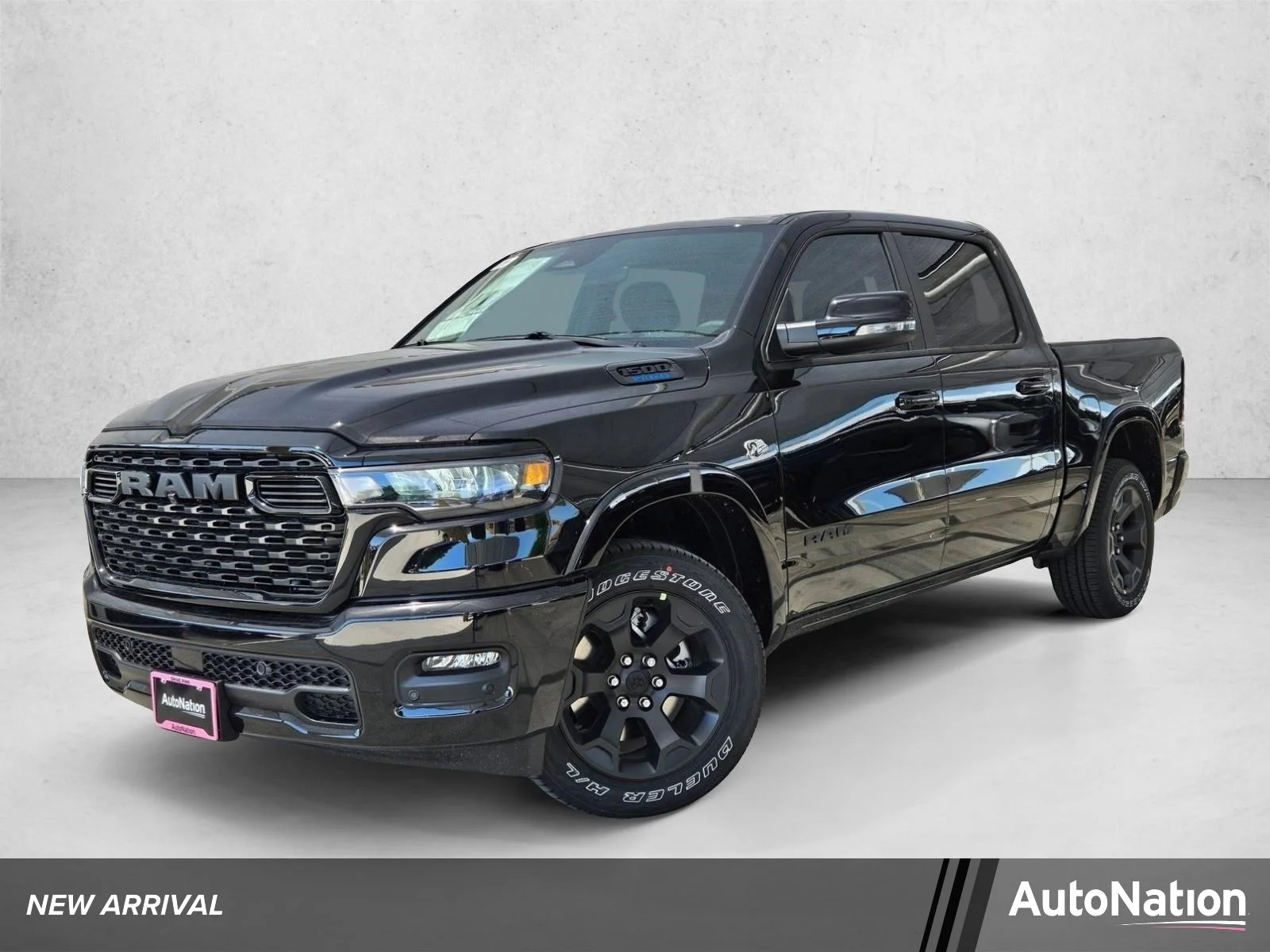 New 2026 Diamond Black Crystal Pearl-Coat Exterior Paint RAM Lone Star image 1
