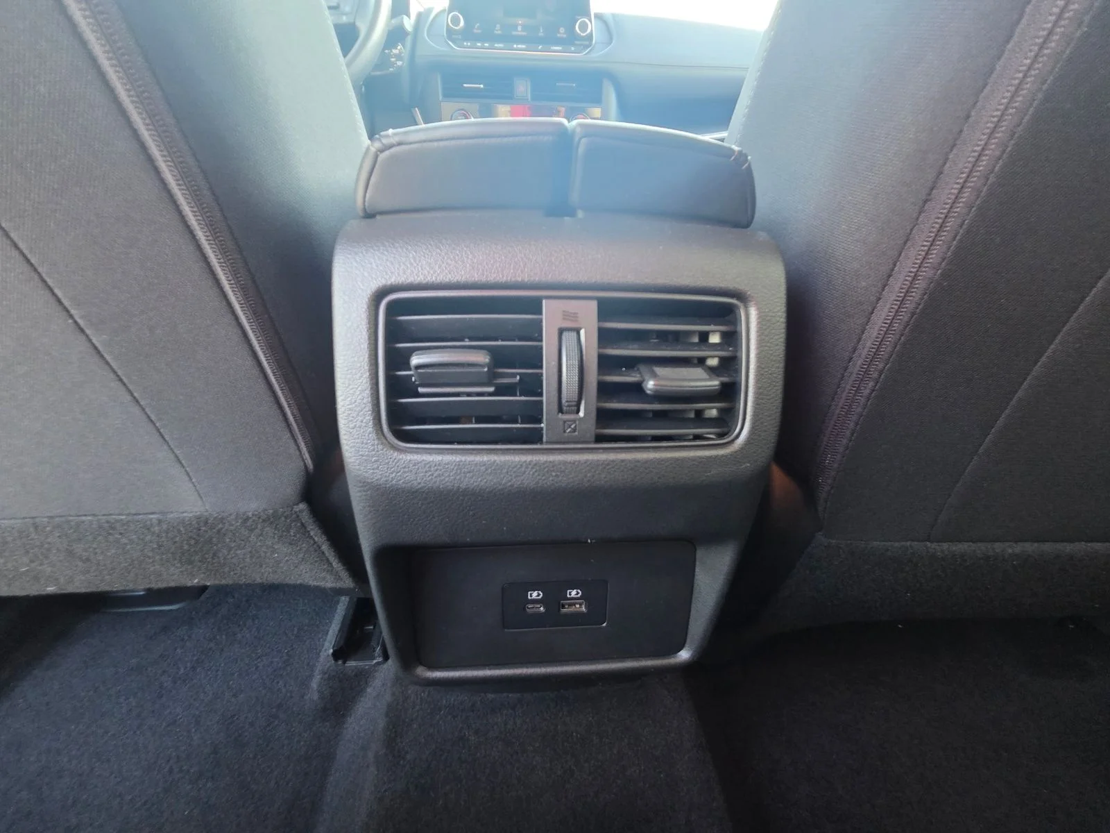 Used 2023 Silver Nissan SV image 31