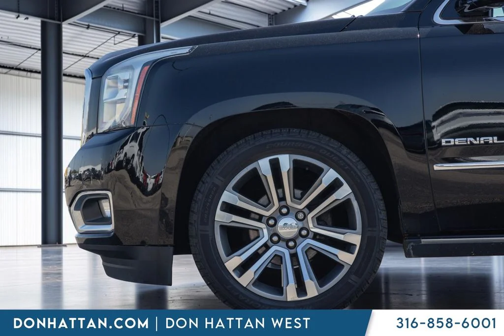 Used 2019 Black GMC Denali image 31
