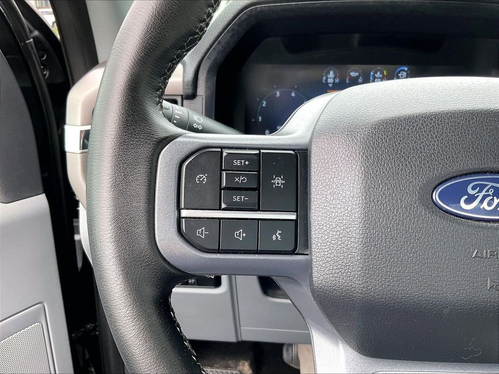 Used 2024 Black Ford XLT image 22