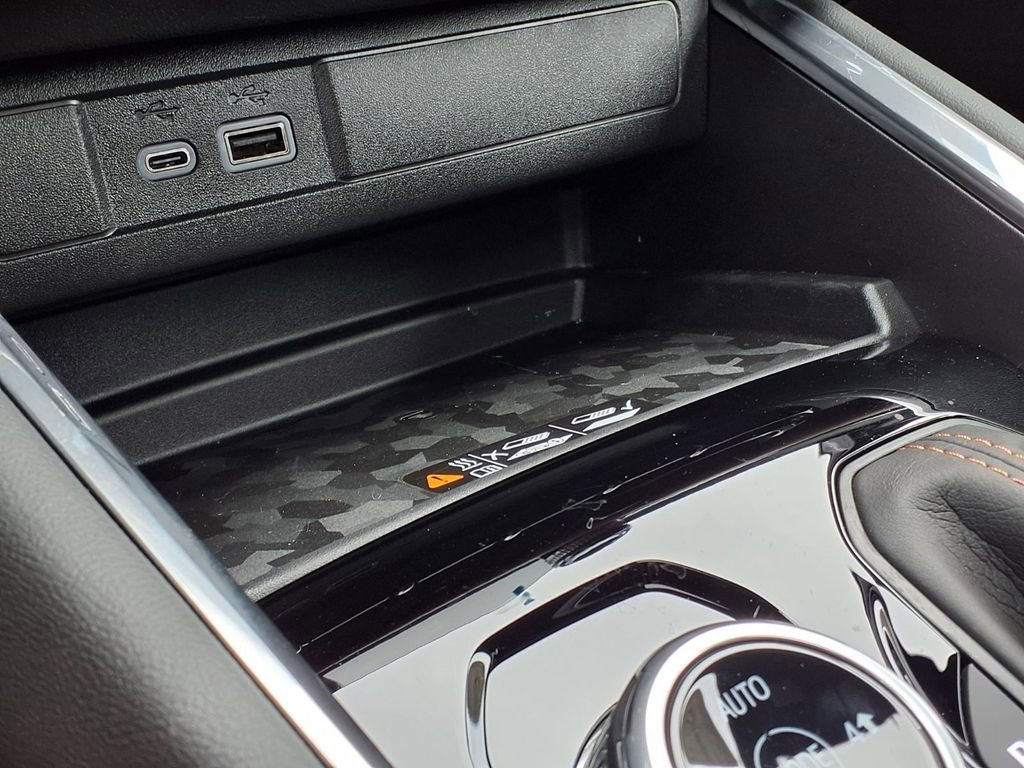 2026 GMC Canyon AT4 - Photo 18