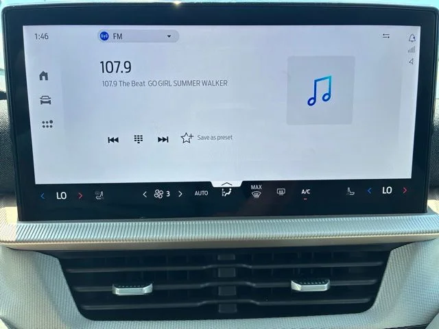 New 2026 Space White Metallic Ford Active image 40
