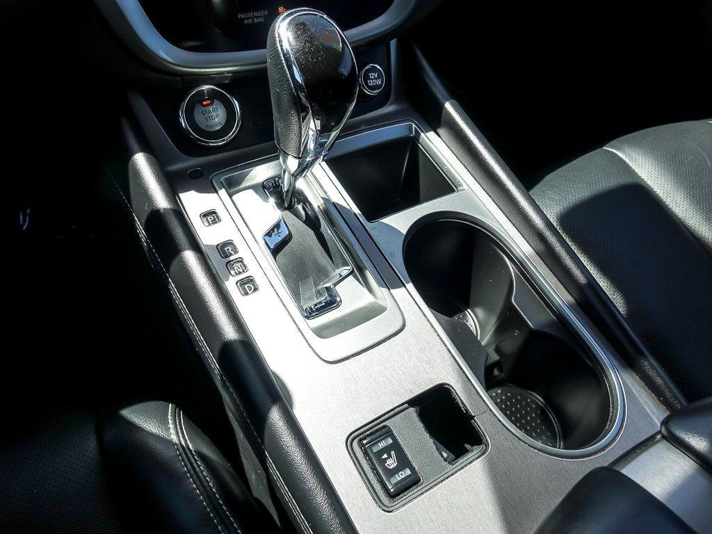 Used 2024 Super Black Nissan SL image 26