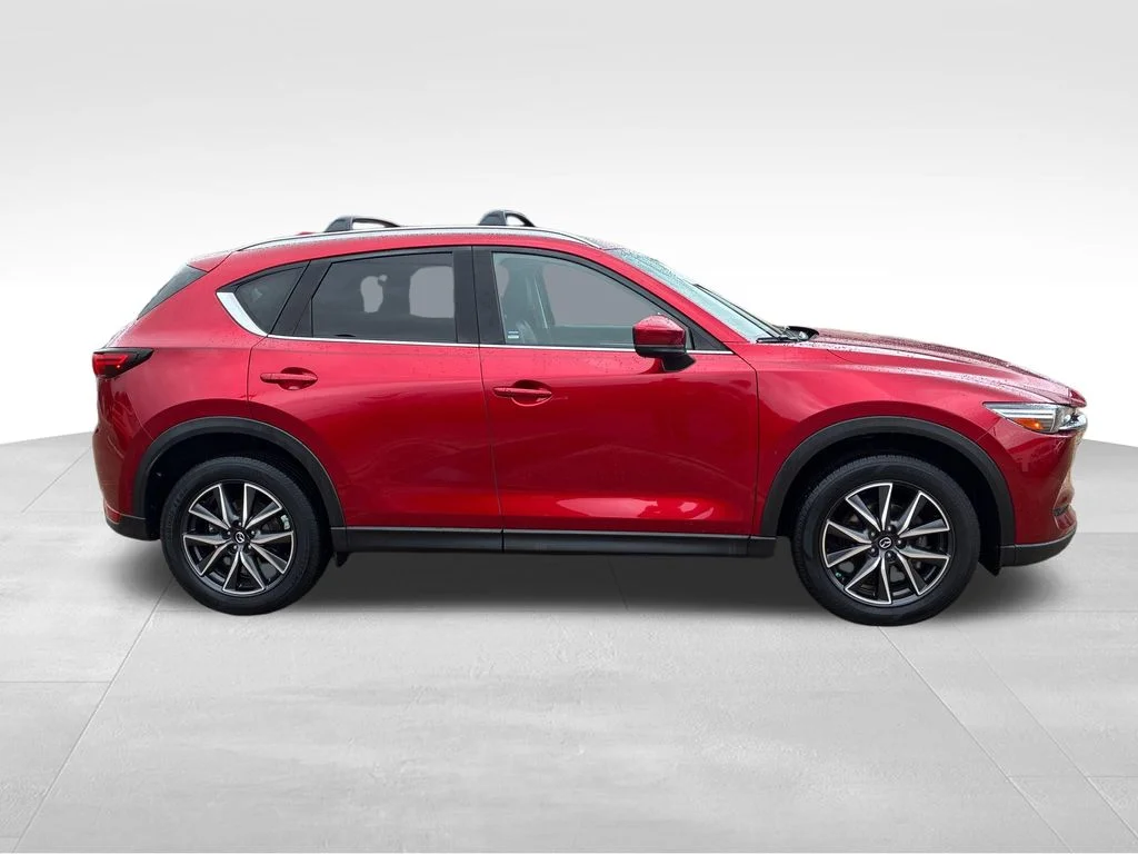 Used 2018 Red Mazda Grand Touring image 7