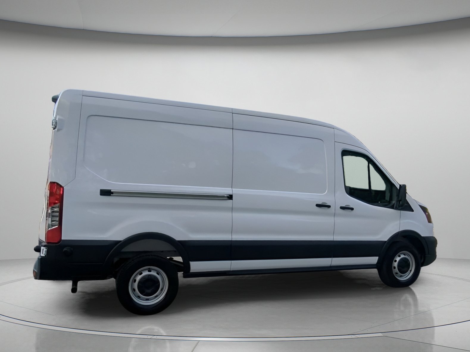 New 2026 Oxford White Ford Cargo Van image 27
