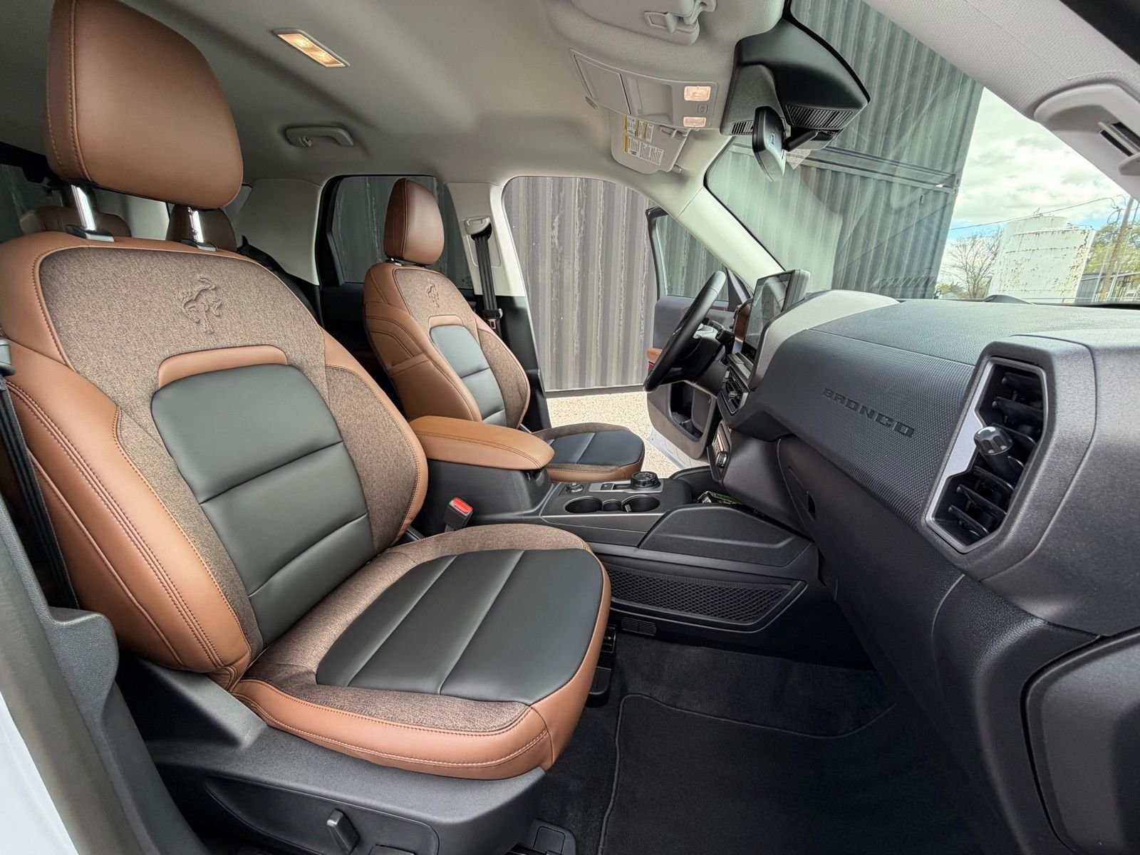 New 2026 Space White Metallic Ford Outer Banks® image 33